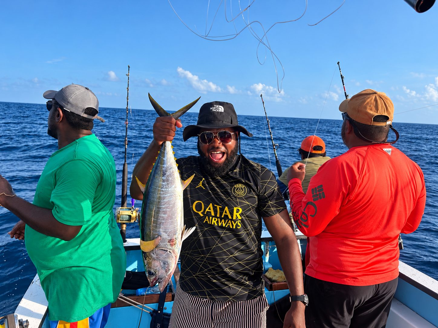 Il pescato mostrato a bordo durante la giornata di pesca
